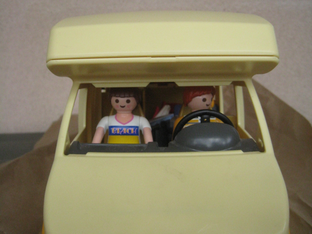 Saga playmobil : départ en vacances (siège auto à gagner inside)