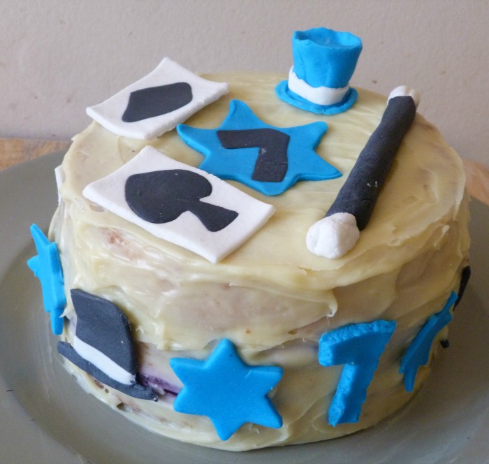 gâteau anniversaire magie 5