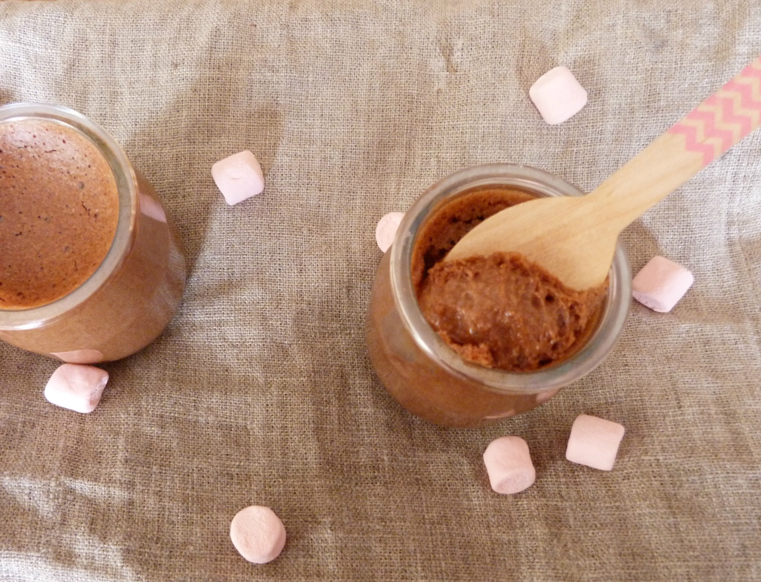 mousse au chocolat et au caramel