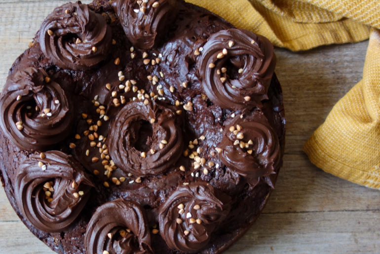 gâteau au chocolat au lait fermenté