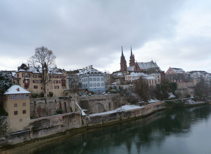 Bacs sur le Rhin à Bâle [Suisse]