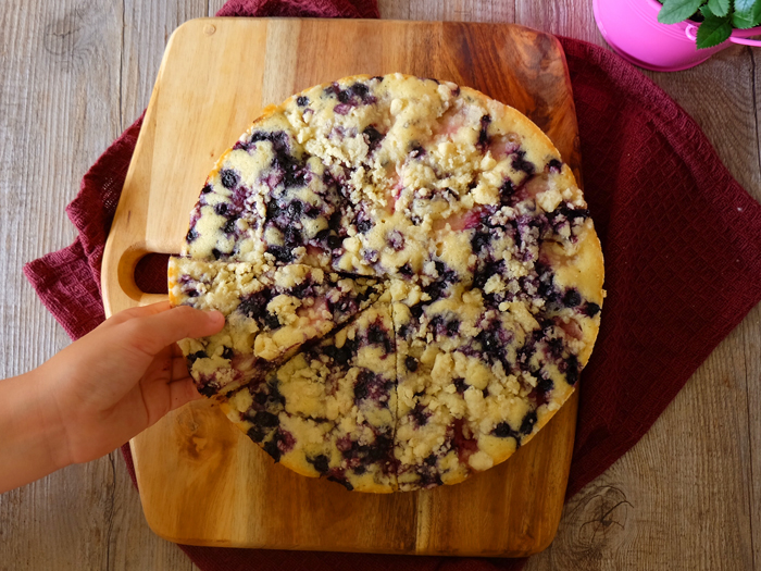 gâteau crumble pêche myrtille