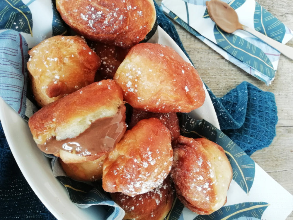 petits beignets à la pâte à tartiner