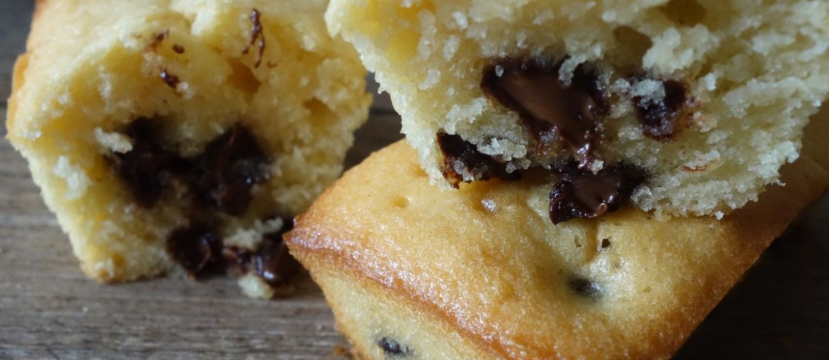 mini gâteaux aux petites de chocolat