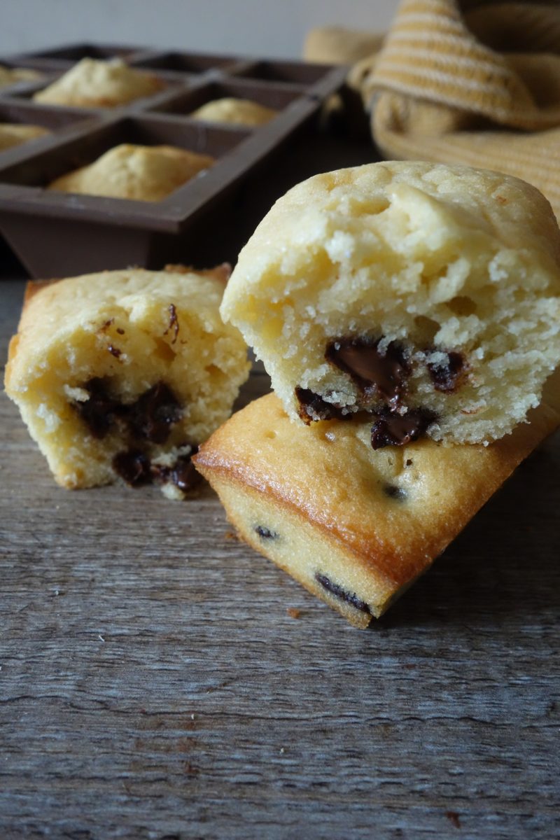 mini gâteaux aux petites de chocolat