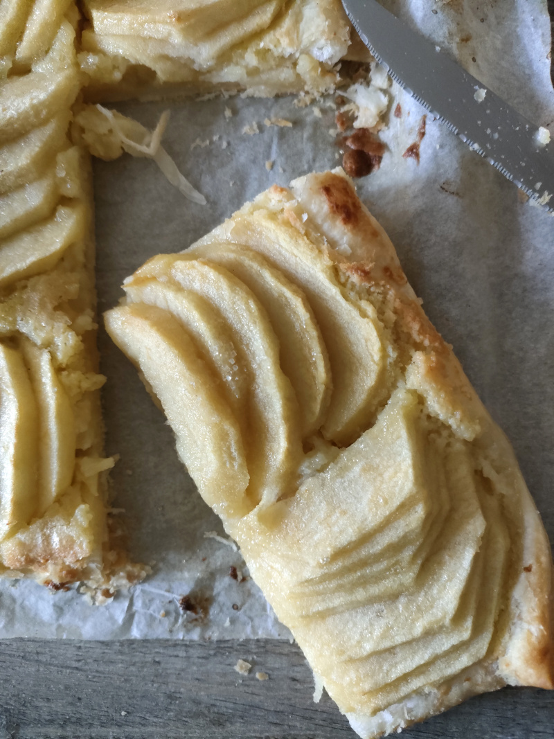 tarte aux pommes crème d'amandes 